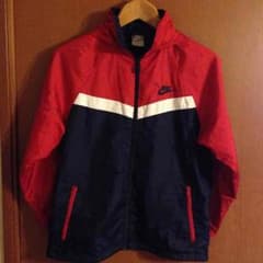 NIKE ウィンドブレーカー Mサイズ （150）のサムネイル