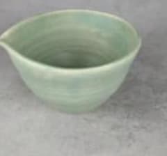 緑色 陶器 注ぎ口付きボウル - メルカリ