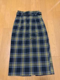 LOWRYS FARM チェック柄 ベルト付き タイトスカート Mのサムネイル
