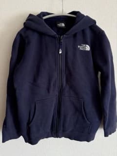 THE NORTH FACE ネイビー パーカー　140サイズのサムネイル