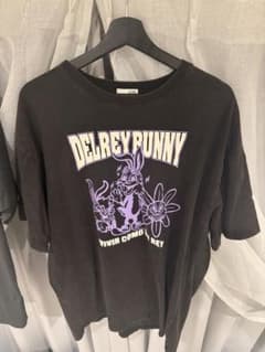 DELREY BUNNY オーバーサイズTシャツ ブラックのサムネイル