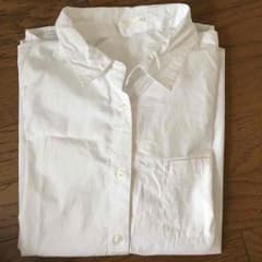 試着のみ！ 未使用 GU 白シャツ シャツ 長袖のサムネイル