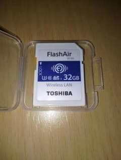 と*ロ様 TOSHIBA FlashAir W-04 32GB SDカードのサムネイル