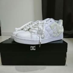 DC  SHOES  スニーカー新品未使用！２８cm箱付き！のサムネイル