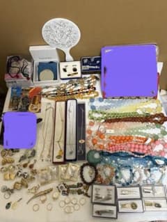 Yu*様 [Summary of items to be sorted through after death/pre-death] Jewelry sets, junk, imitation jewelry