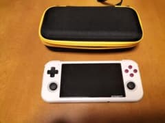 Retroid Pocket 3+　箱、ケース付きのサムネイル