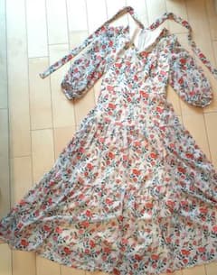 アンドクチュール花柄ワンピースのサムネイル