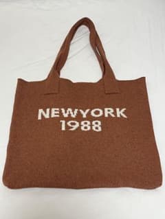 NewYork1988 ロゴ入り トートバッグ 大容量 ニット素材のサムネイル