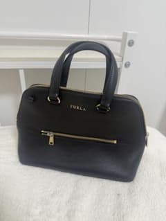 FURLA ブラック レザー バッグのサムネイル