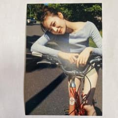 梅澤美波 ポストカードのサムネイル