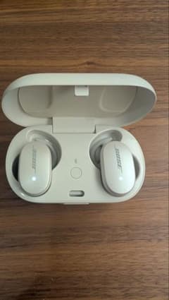 Bose ワイヤレスイヤホン 本体のサムネイル