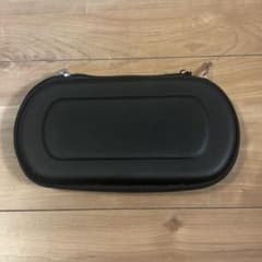 PS Vita 本体収納ケース ハードポーチ ブラックーのサムネイル