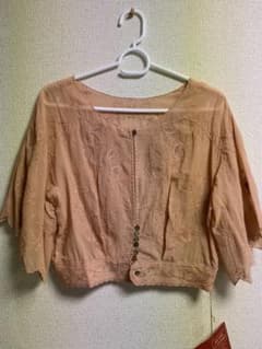 【新品 18000円】DEICY  ブラウスのサムネイル
