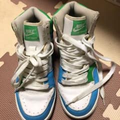 NIKE スニーカー24.5のサムネイル