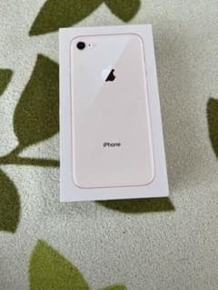 iPhone 8 ゴールド 64 GB SIMフリーのサムネイル