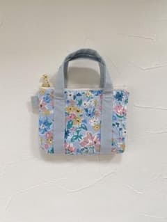 バッグ風ミニポーチ　＊ハンドメイド＊のサムネイル