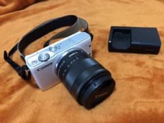 Canon EOS M10レンズセット ホワイトのサムネイル