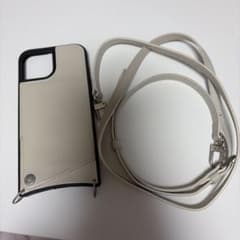 ショルダーストラップ付き iPhone15ケース アイボリーのサムネイル
