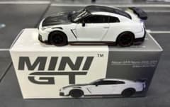 mini gt 1/64 日産GT-R NISMO R35 2024 - メルカリ