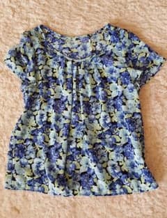 ミキ様専用。ロペピクニック★花柄トップスのサムネイル