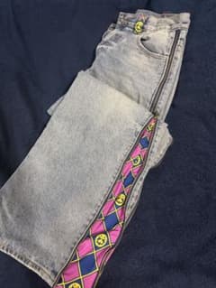 M.E.D.M ジョジョの奇妙な冒険 デニムパンツ 海外限定 JOJO黄金の風 