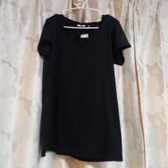 新品未使用　ユニクロ　コットンTシャツのサムネイル