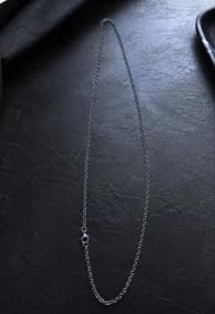 silver necklaceのサムネイル