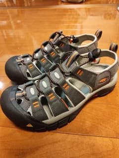 KEEN NEWPORT H2 27cm　グレーのサムネイル