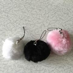 もふもふ ストラップ セット 白 黒 ピンクのサムネイル