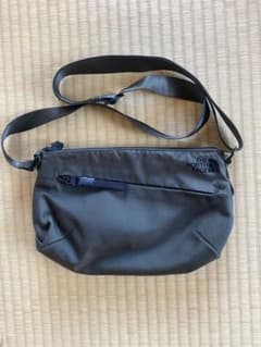 ノースフェイス　ショルダーバッグのサムネイル