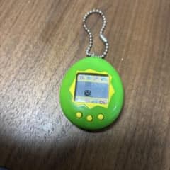 ⭐︎動作確認済み⭐︎ 初代たまごっち 黄緑 その68 海外版 - メルカリ