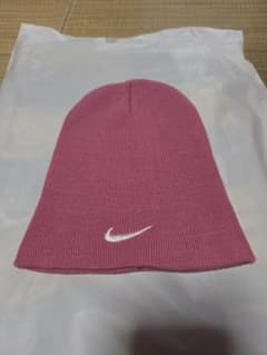 NIKE ニット帽 ビーニー ピンクのサムネイル