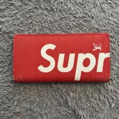 supreme &LV コラボのサムネイル