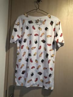【今月末迄値下げ！】おすし 寿司　総柄　Tシャツのサムネイル
