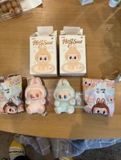 POP MART Have a Seat ぬいぐるみ ラブブのサムネイル