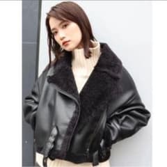 MURUA ベルトフェイクムートンブルゾンのサムネイル