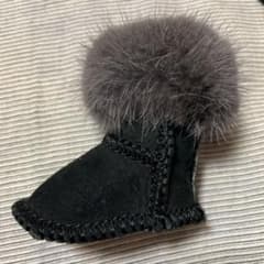 UGG ボアキーチェーンのサムネイル