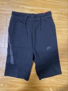 Nike Tech Fleece ナイキ テックフリース ショートパンツ 新品のサムネイル