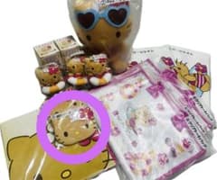 1番くじ♡キティちゃん 顔型ポーチのサムネイル