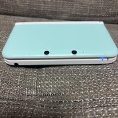【ジャンク品】Nintendo 3DS LL 本体 ライトブルーのサムネイル