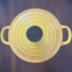 LE CREUSET 両手鍋 16cm スパチュラ付き イエロー LE CREUSET 16cm イエロー 両手鍋 - メルカリ