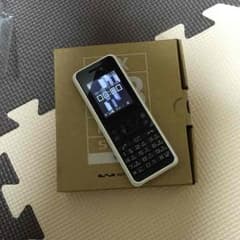 WILLCOM(現Y！mobile)京セラ STOLA 中古品のサムネイル