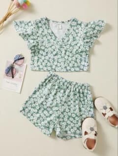 週末セール！！新品未使用 セットアップ shein 5Yのサムネイル
