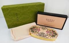 GUCCI】PALETTE BEAUTE DES YEUX 02 - メルカリ