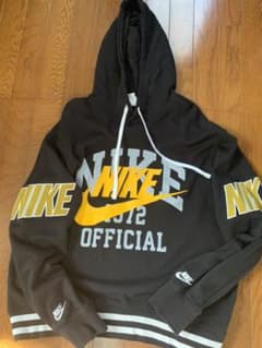 タイガー様専用 NIKEパーカーのサムネイル