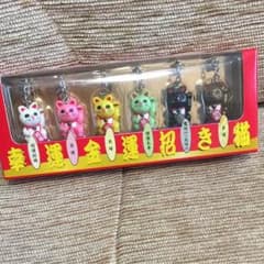 開運   招き猫  チャーム6個セットのサムネイル