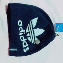 adidasニット帽のサムネイル
