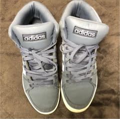 【大特価】adidas スニーカー グレーのサムネイル