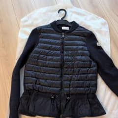 美品 モンクレール ダウンジャケット ワッペン ニットカーディガン 紺