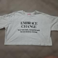 Ricca Girl ロゴプリント クロップド丈 Tシャツのサムネイル